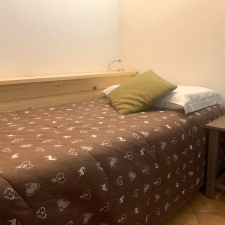 Casa Benassi ,Room&Suite , Con Zona Benessere Риолунато Экстерьер фото