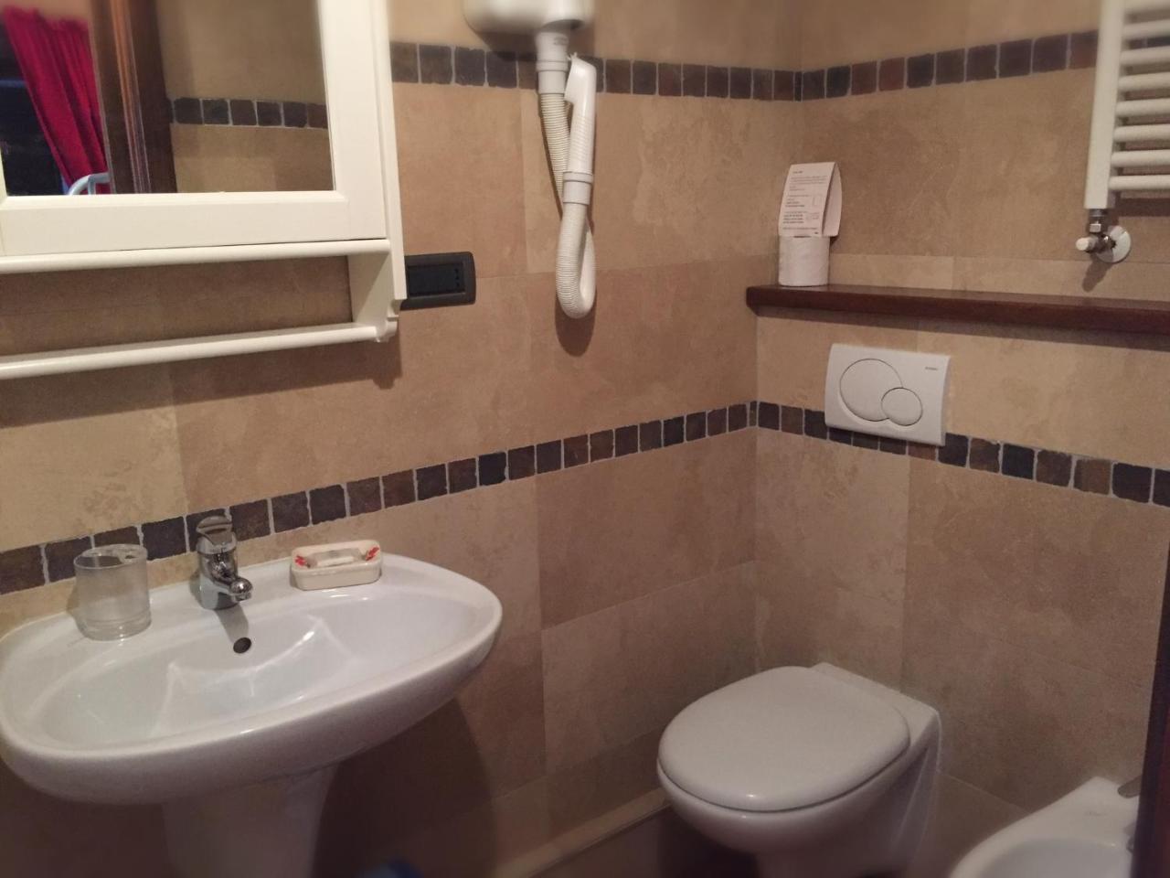 Casa Benassi ,Room&Suite , Con Zona Benessere Риолунато Экстерьер фото