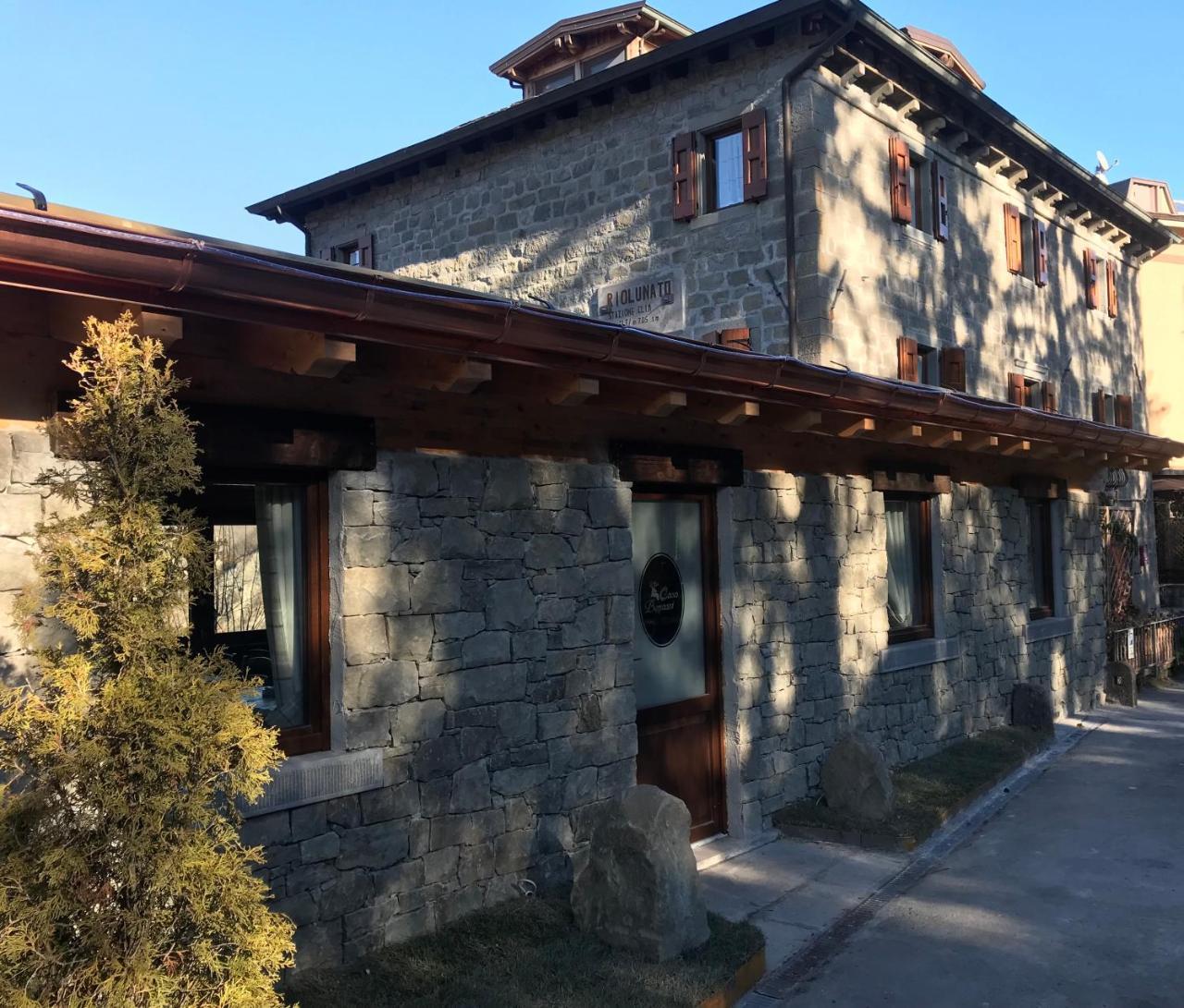 Casa Benassi ,Room&Suite , Con Zona Benessere Риолунато Экстерьер фото